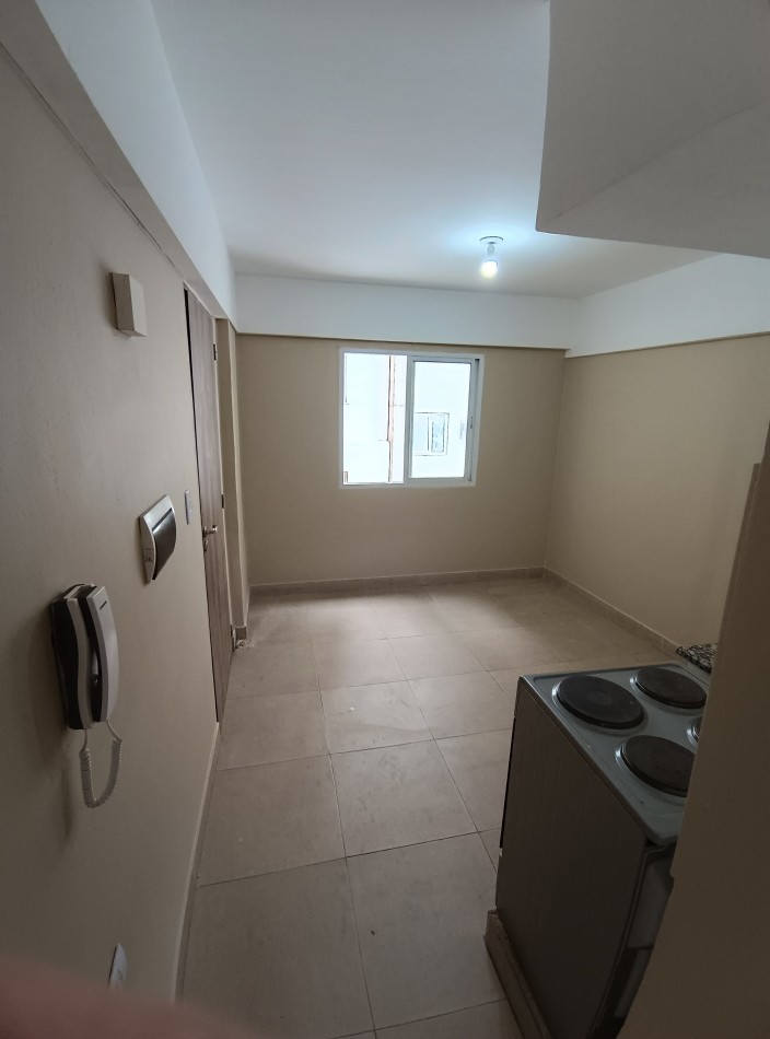 VENTA DEPTO 1 DORMITORIO - ENTRE RIOS 765